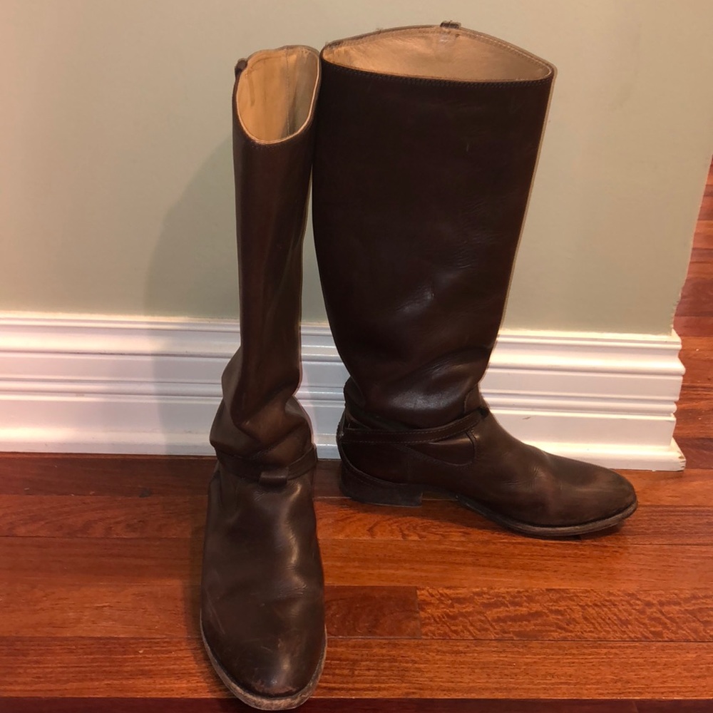 Frye size 8 Brown boots